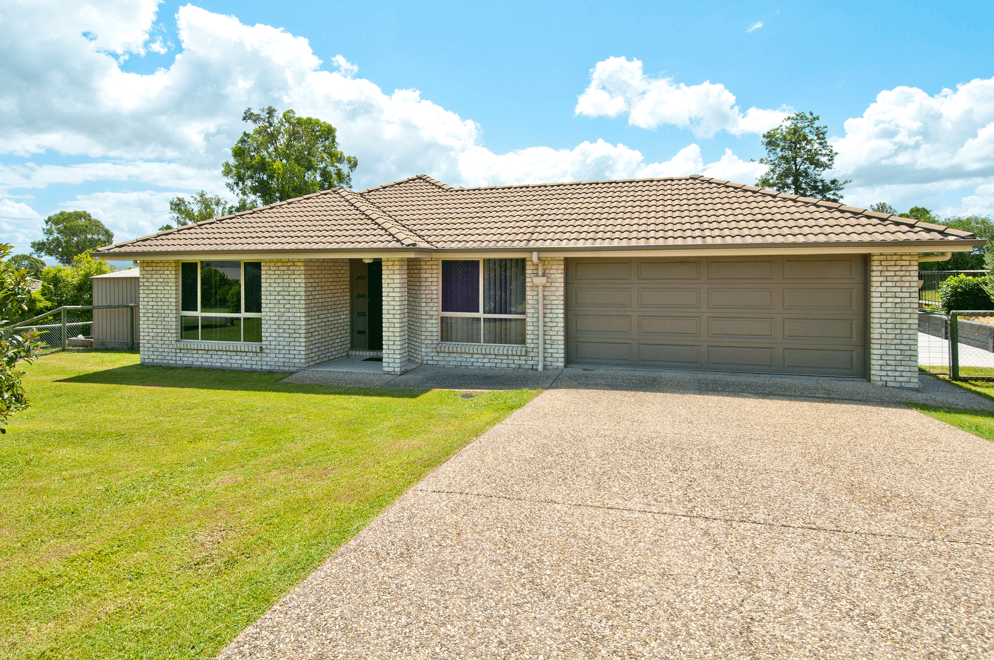 38 Carrigan Way, GLENEAGLE, QLD 4285