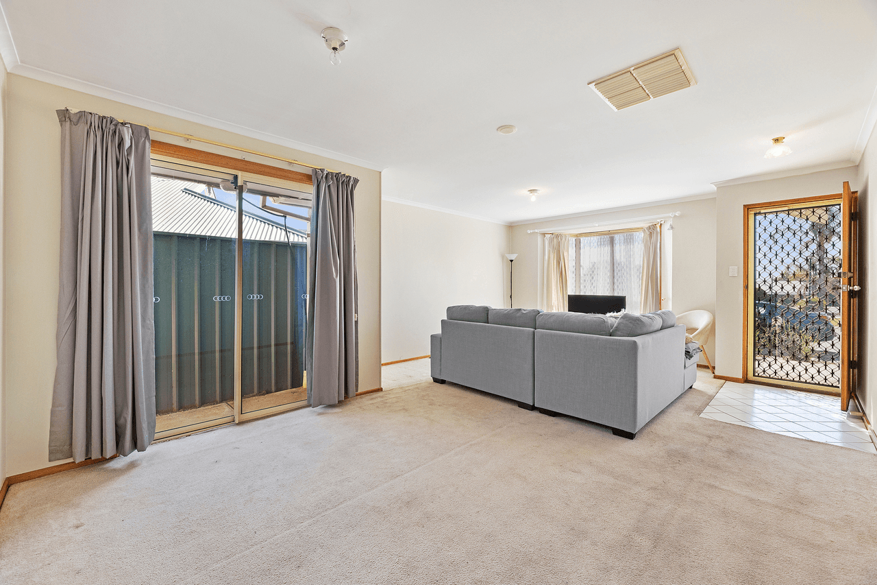 5 Palm Court, BLAKEVIEW, SA 5114