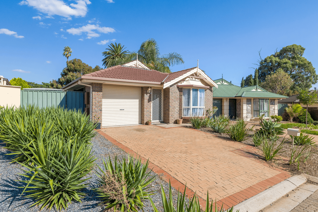 5 Palm Court, BLAKEVIEW, SA 5114