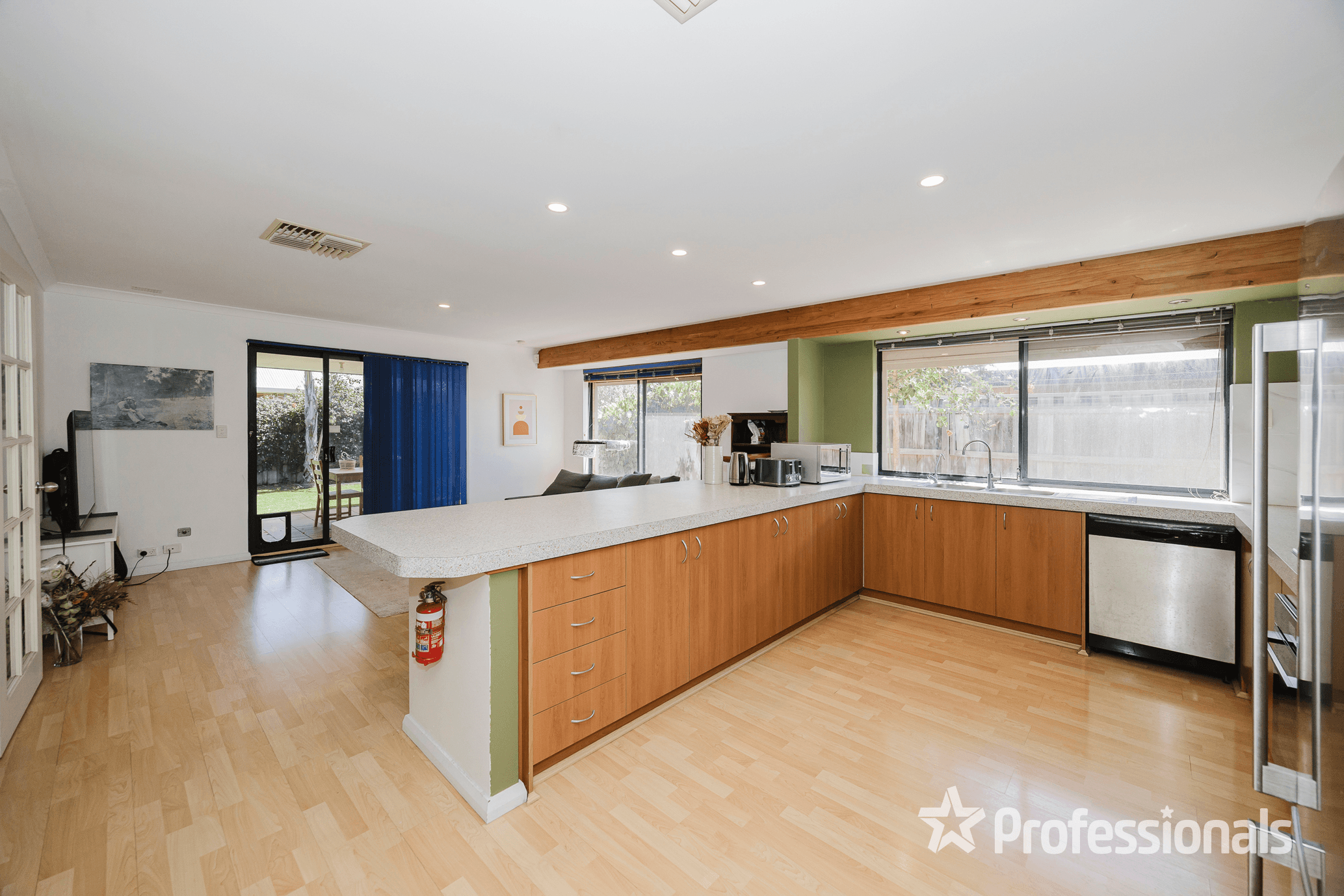 5 Leopold Turn, ELLENBROOK, WA 6069