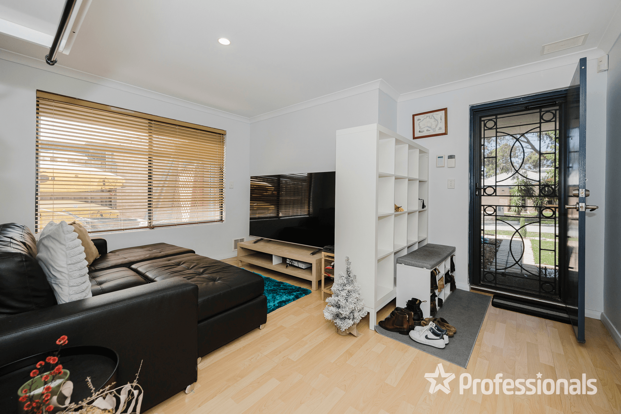 5 Leopold Turn, ELLENBROOK, WA 6069