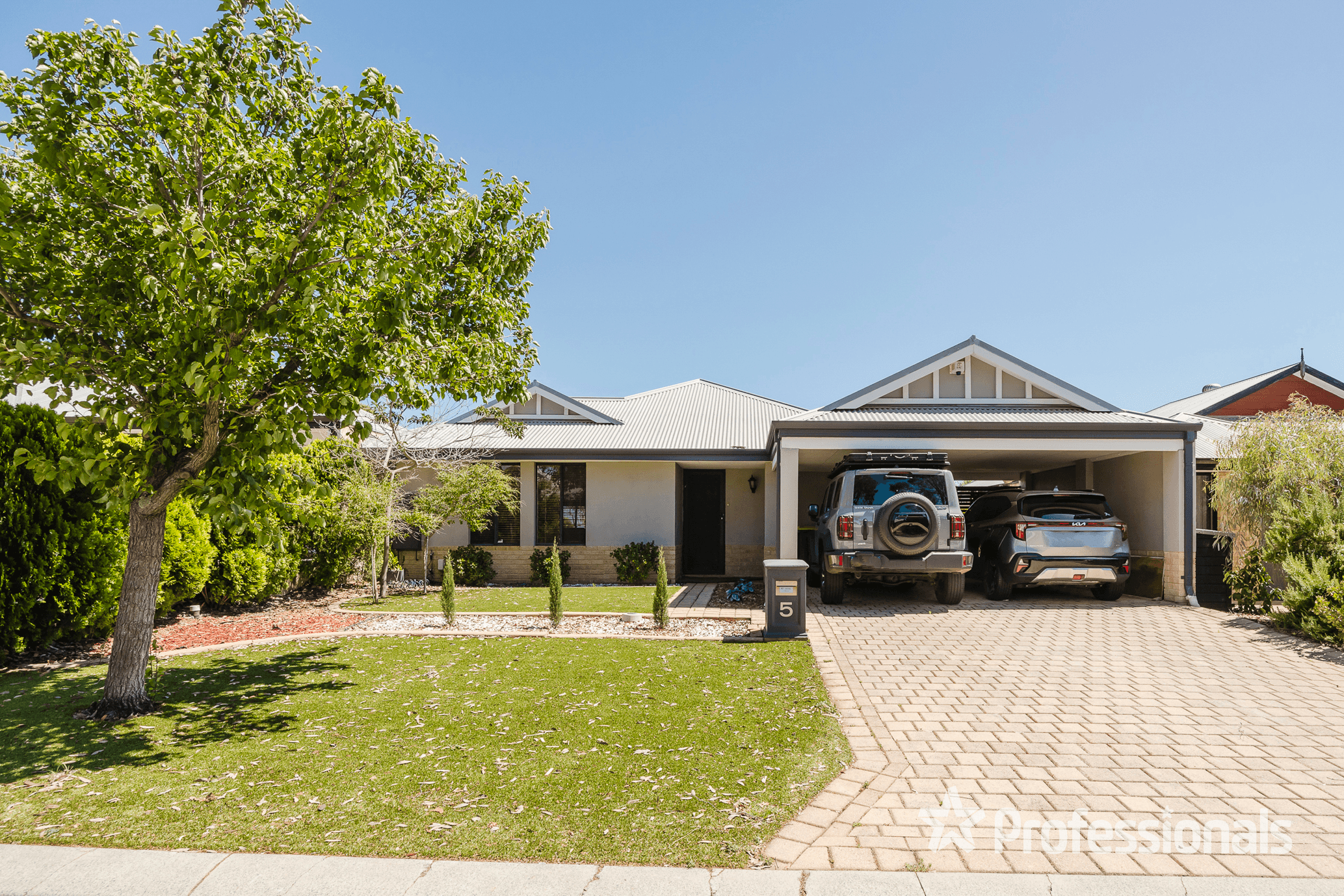 5 Leopold Turn, ELLENBROOK, WA 6069