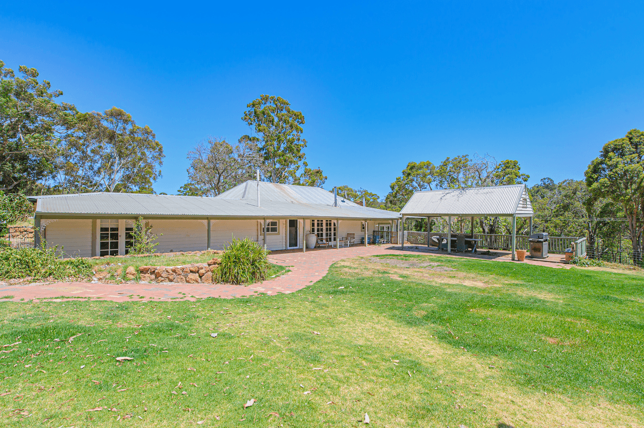2420 Riley Road, PARKERVILLE, WA 6081