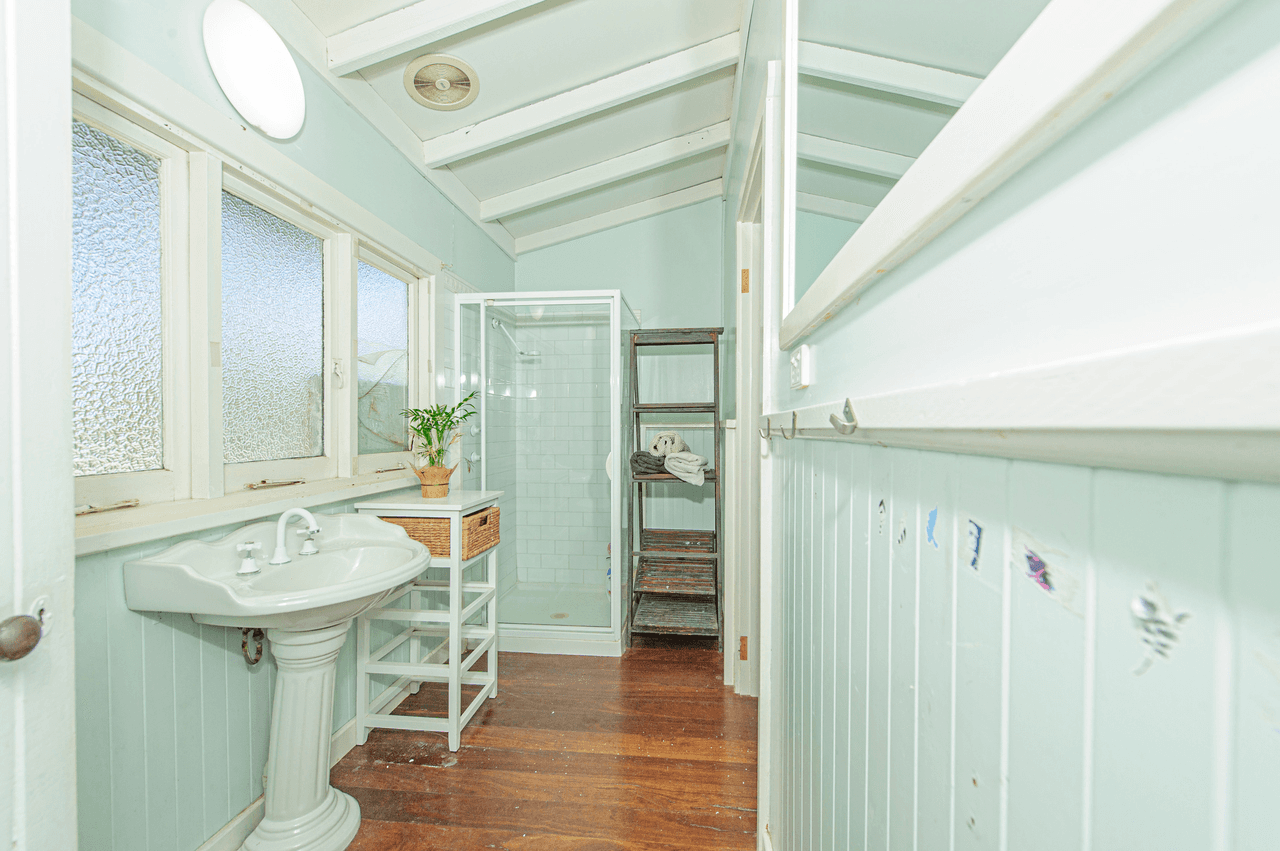 2420 Riley Road, PARKERVILLE, WA 6081