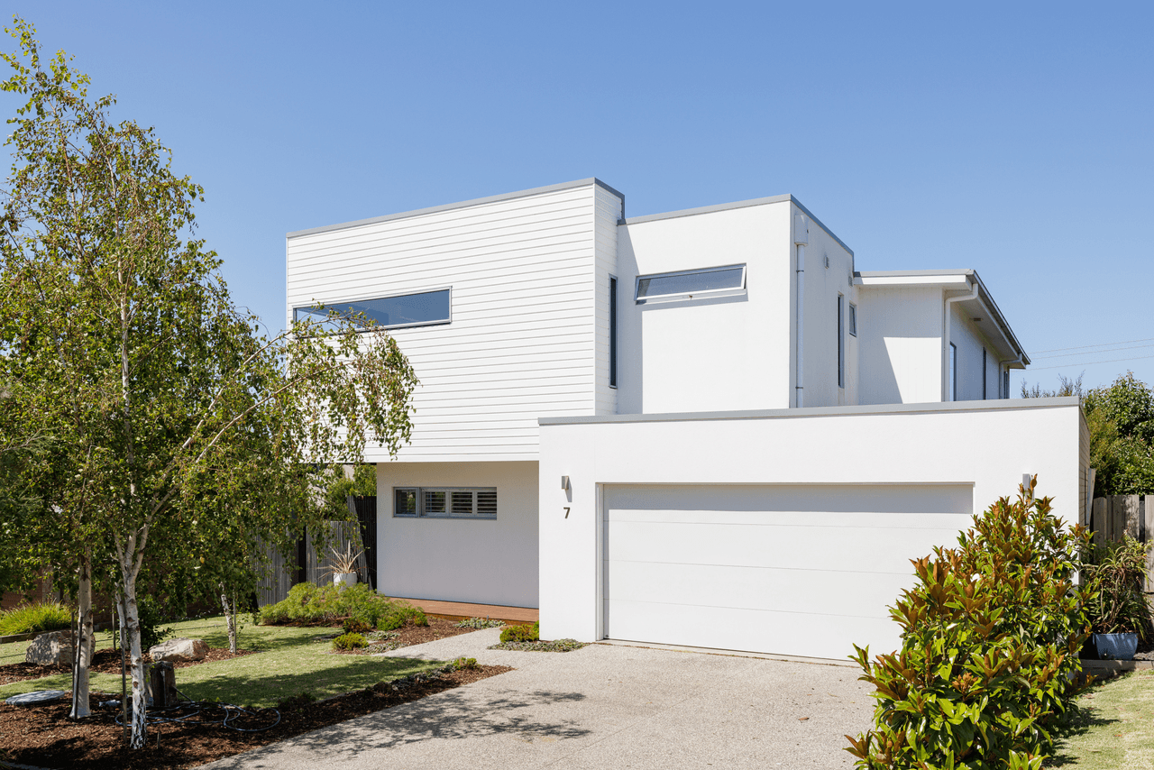 7 Waterford Drive, COWES, VIC 3922