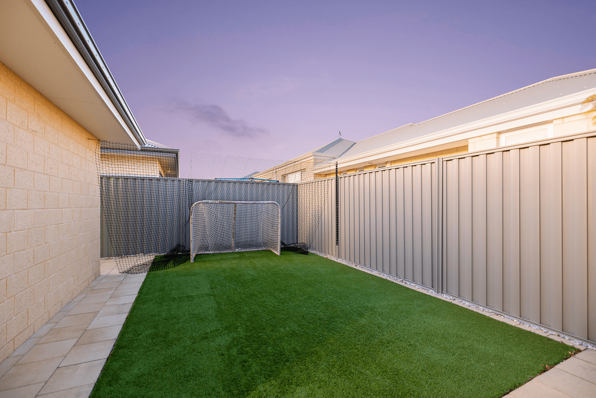 22 Doryanthes Avenue, PIARA WATERS, WA 6112