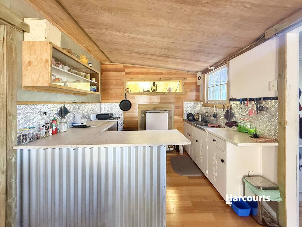 37 Wallace Road, DOCTORS POINT, TAS 7304