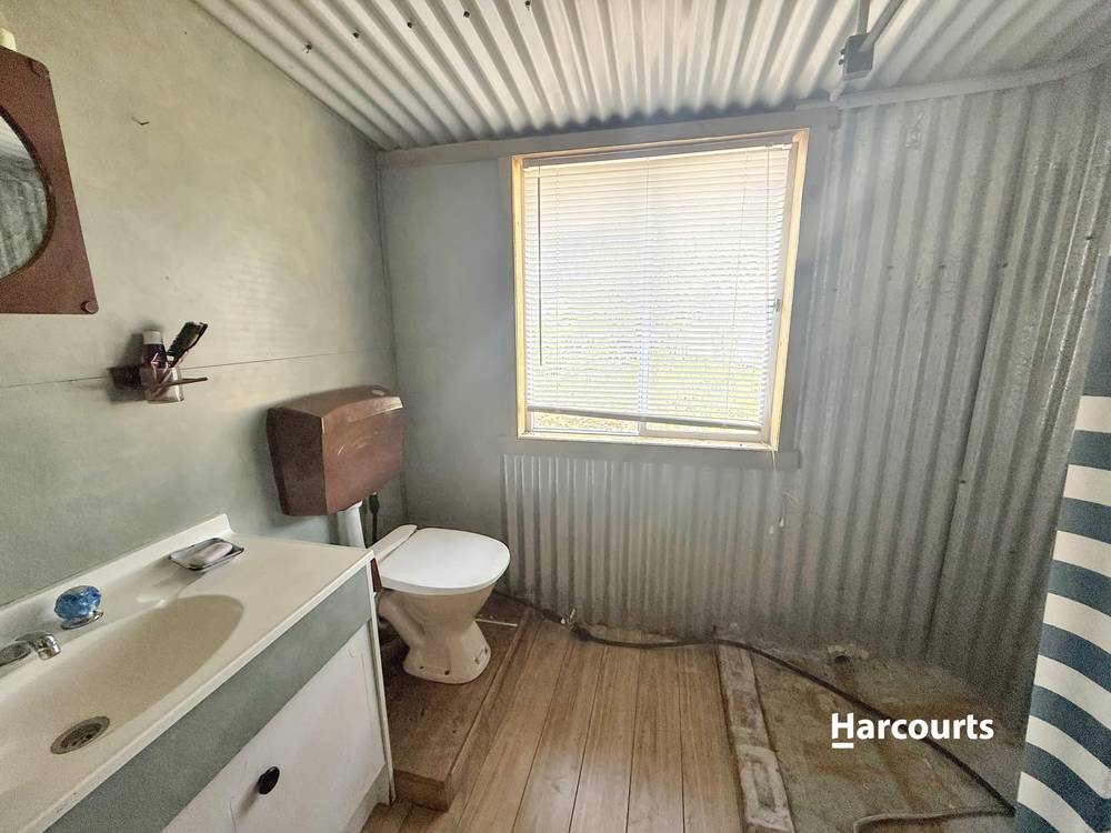 37 Wallace Road, DOCTORS POINT, TAS 7304
