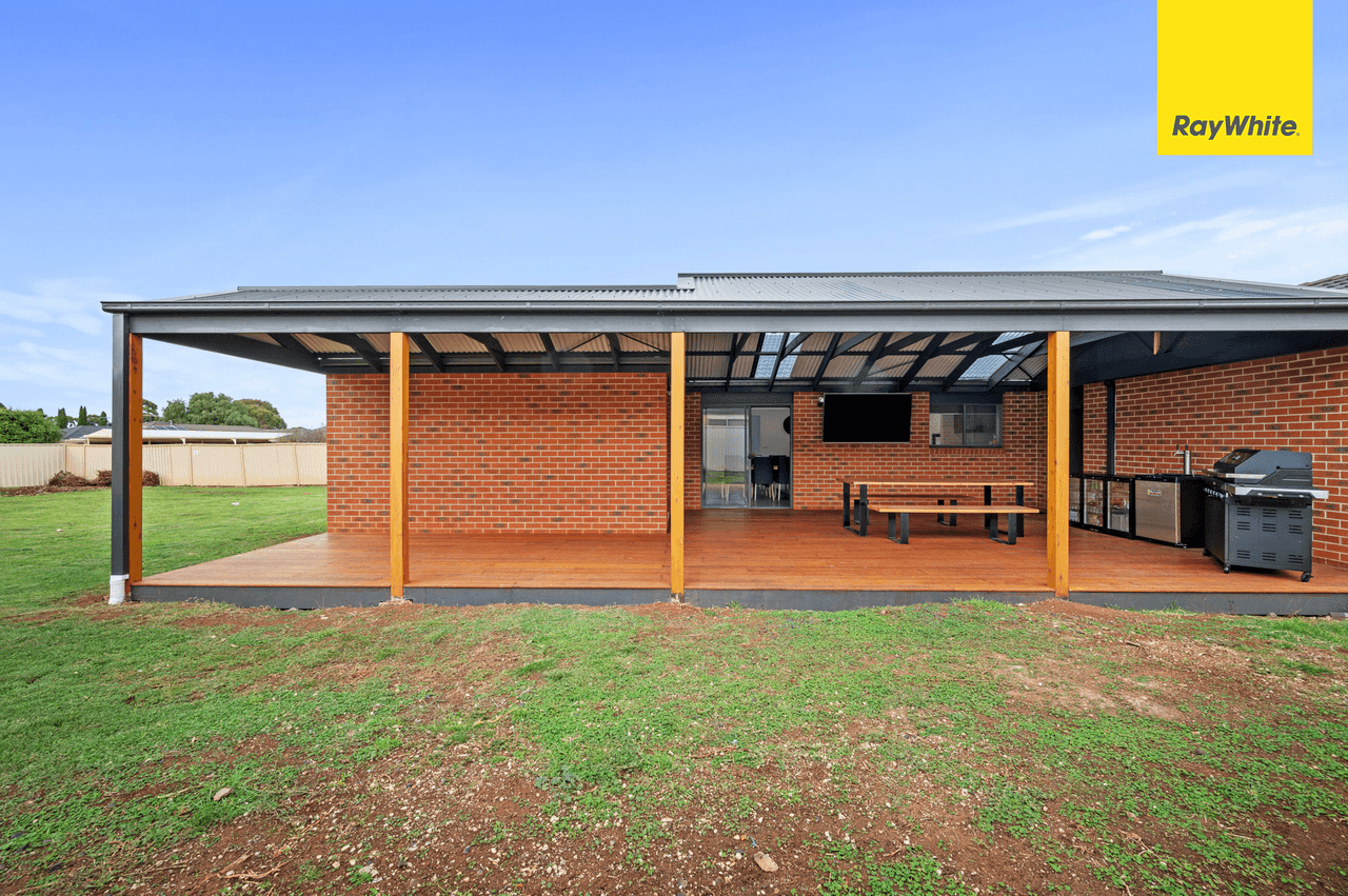 4 Borrowdale Road, HARKNESS, VIC 3337