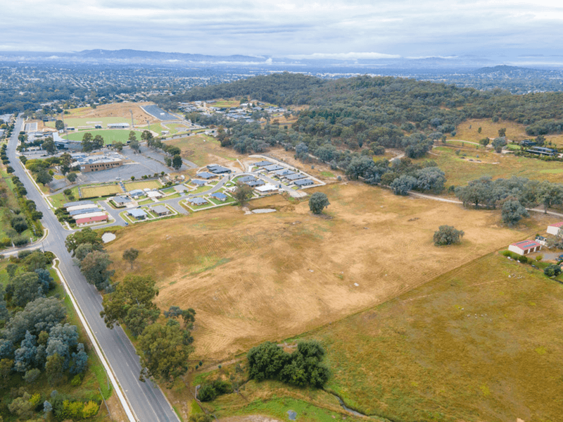 827 Centaur Rd, HAMILTON VALLEY, NSW 2641