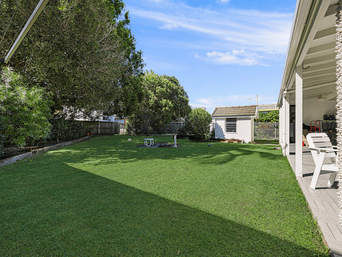 93 Taylor Avenue, Golden Beach, QLD 4551