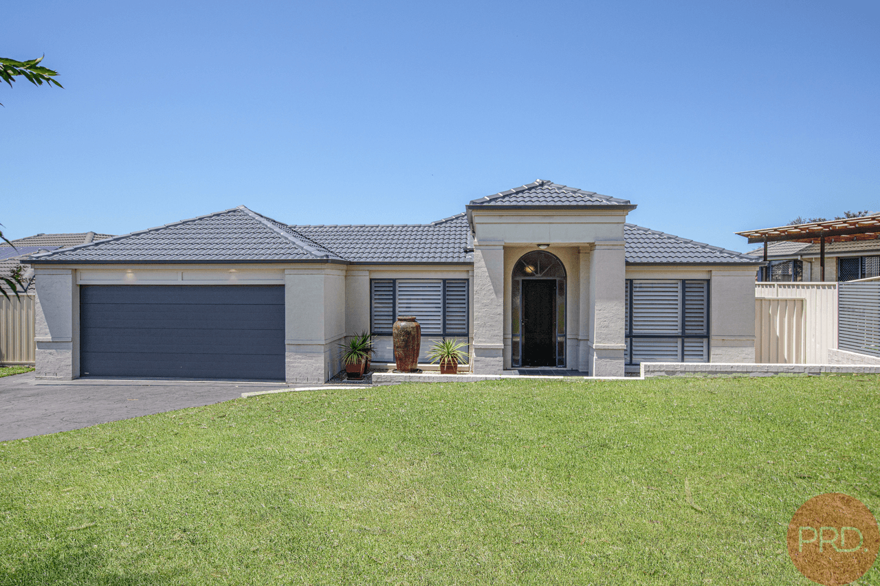 25 Pyalla Avenue, ABERGLASSLYN, NSW 2320