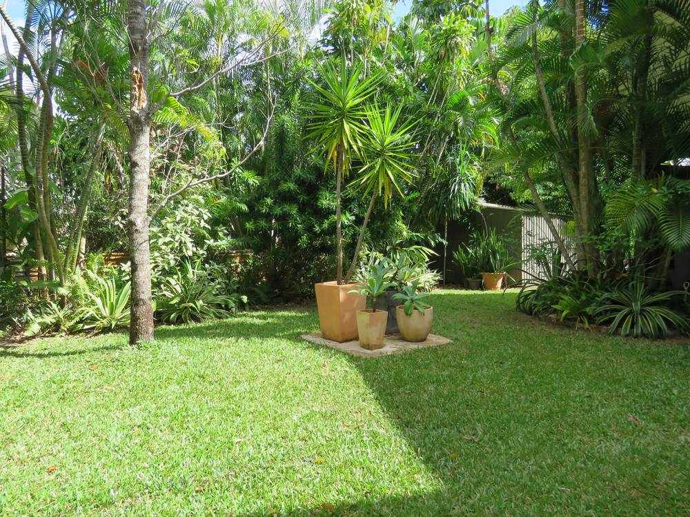 18 Hibiscus Ave, Trunding, QLD 4874