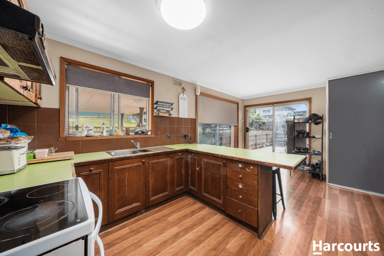 11 Vicary Place, ROKEBY, TAS 7019