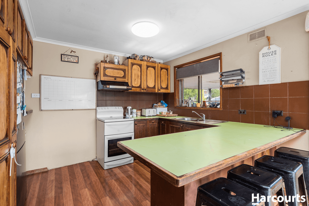 11 Vicary Place, ROKEBY, TAS 7019