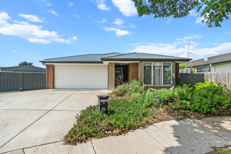 7 Rotary Court, SALE, VIC 3850