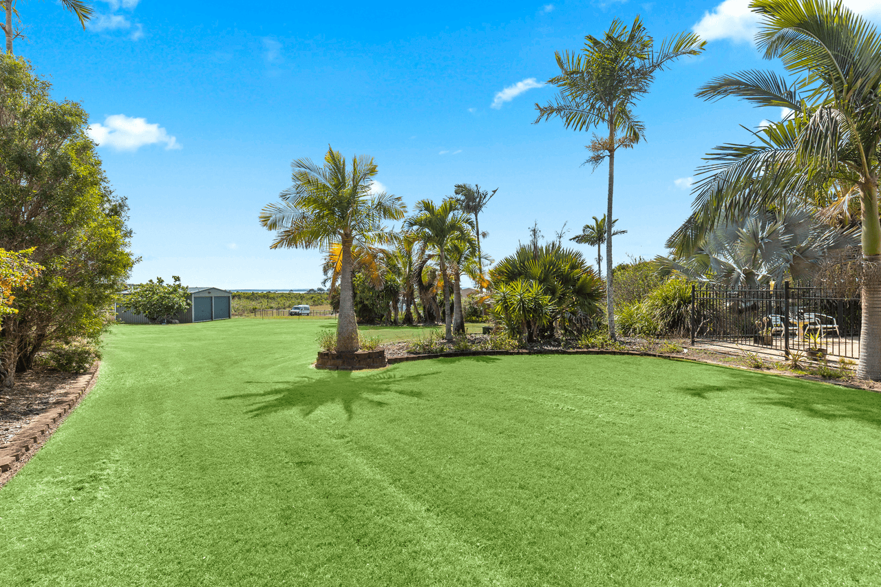 25 Woongoolbver Court, RIVER HEADS, QLD 4655