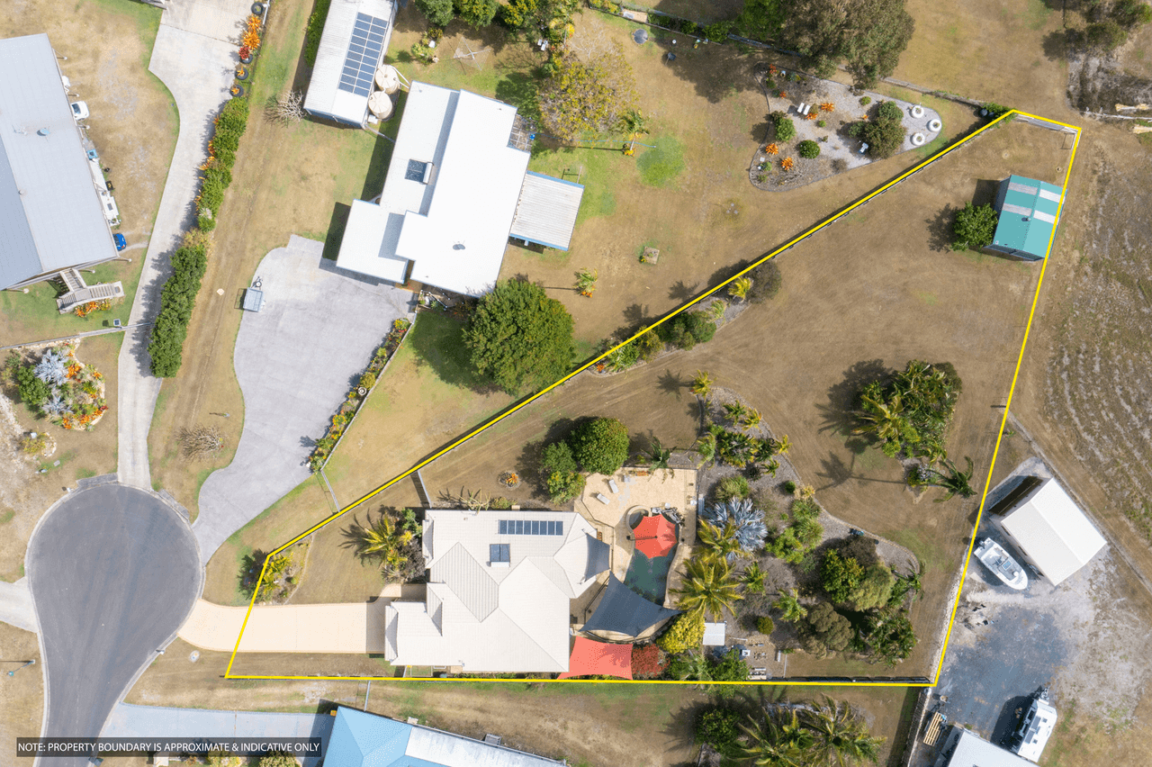 25 Woongoolbver Court, RIVER HEADS, QLD 4655