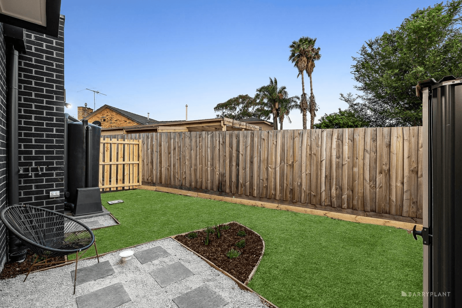 2,4,5,6,7/7-9 Rich Crescent, BELLFIELD, VIC 3081