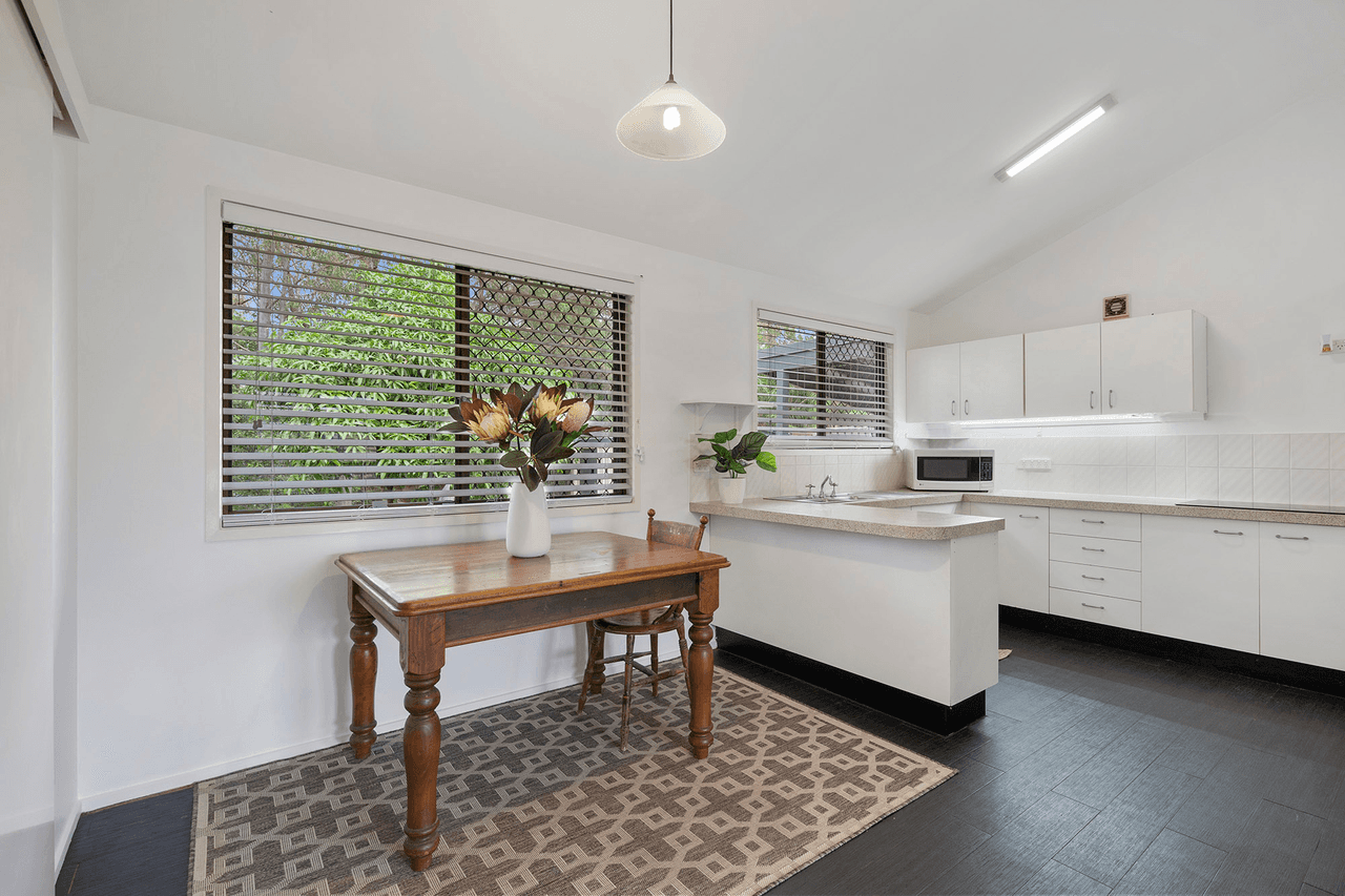 4 Fern Court, BETHANIA, QLD 4205