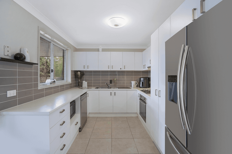 36 Diamond Circuit, Rutherford, NSW 2320