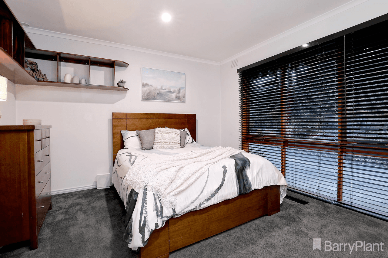 23 Hazel Street, COCKATOO, VIC 3781