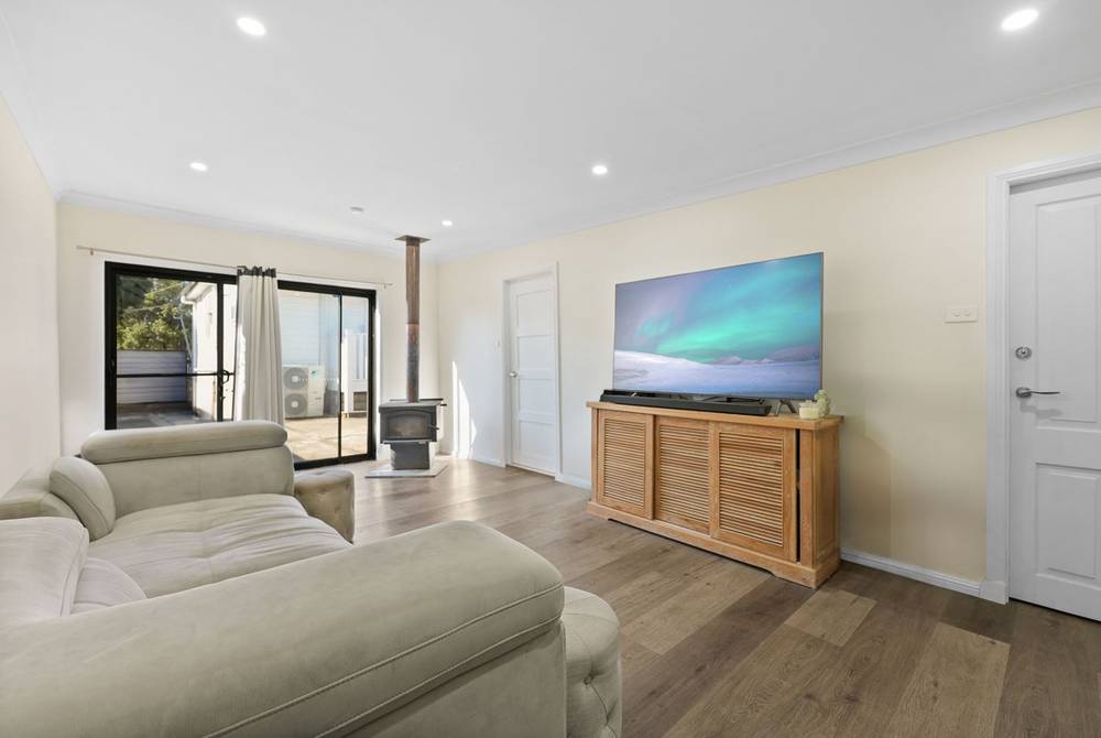 166 Adler Parade, GREYSTANES, NSW 2145