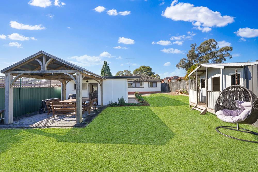 166 Adler Parade, GREYSTANES, NSW 2145