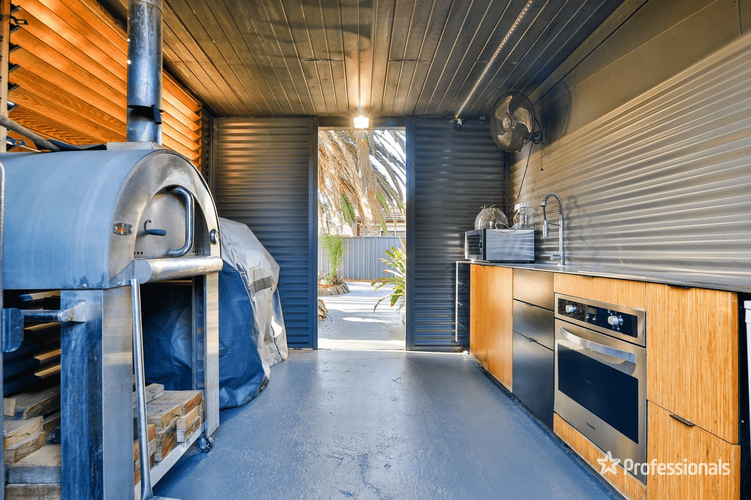 83 Bennett Road, Colyton, NSW 2760