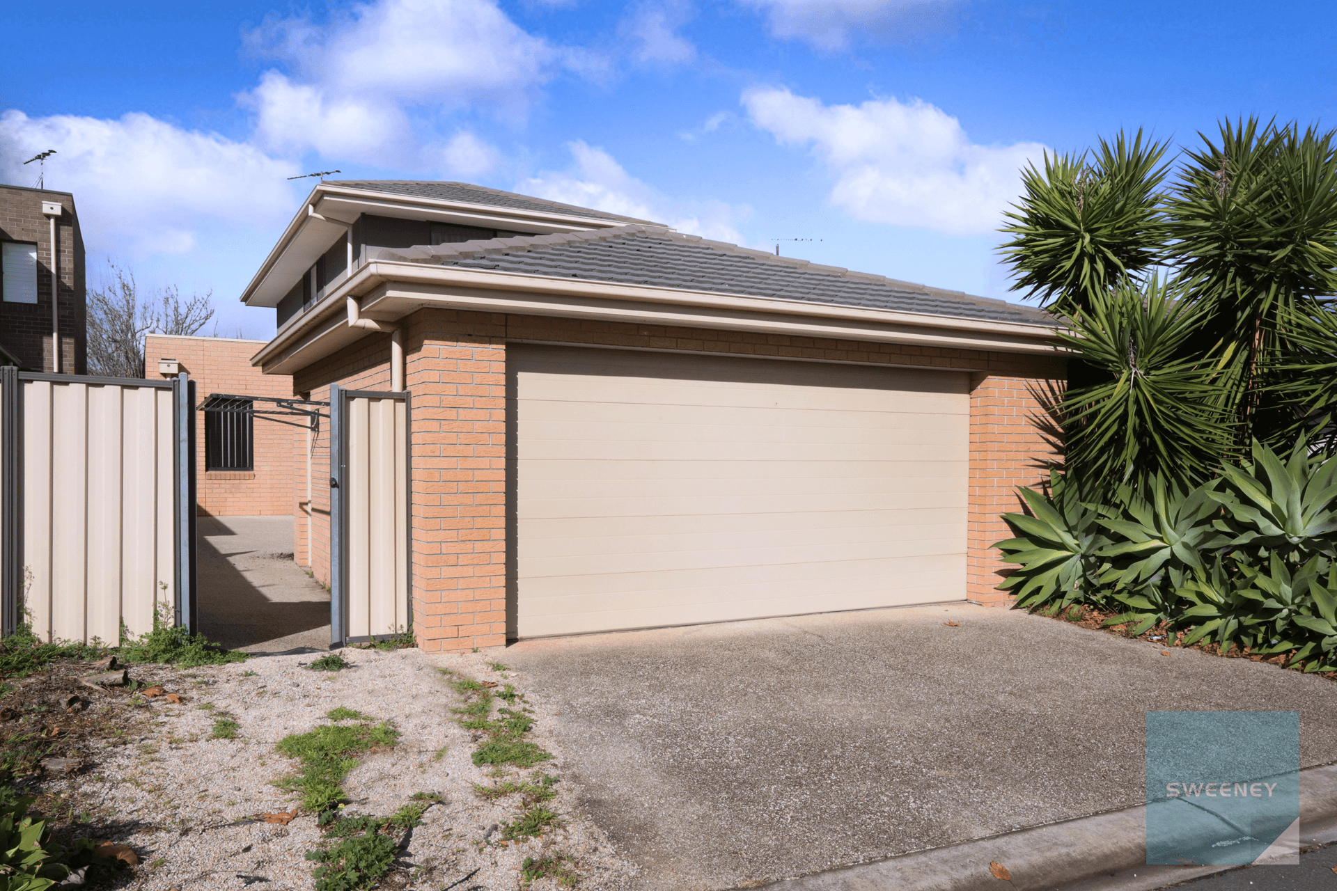 38C The Avenue, CAROLINE SPRINGS, VIC 3023