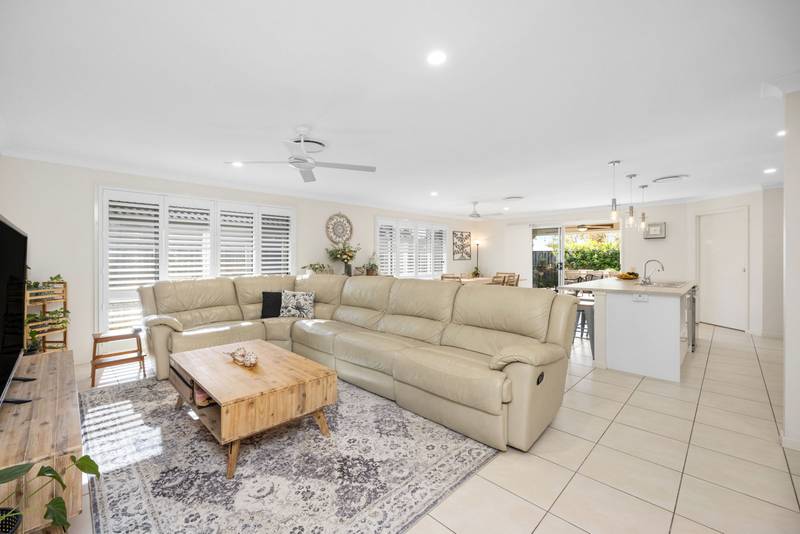 13 Elvena Circuit, LITTLE MOUNTAIN, QLD 4551