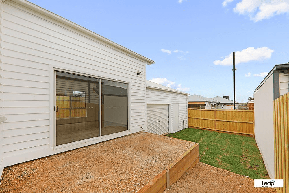 13 Seville Street, Eynesbury, VIC 3338