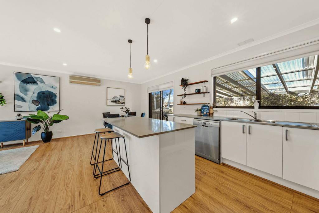 14 Montagu Place, EVATT, ACT 2617