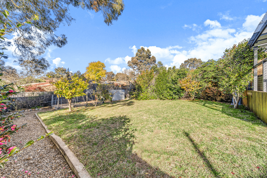 14 Montagu Place, EVATT, ACT 2617