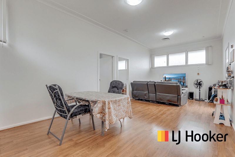 2 College Rd, CAMPBELLTOWN, NSW 2560