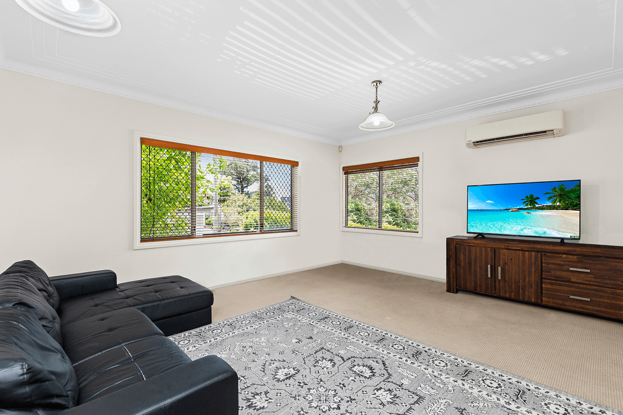 37 Henry Parry Drive, EAST GOSFORD, NSW 2250