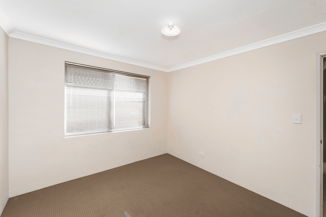 4 Saxon Lane, BALDIVIS, WA 6171