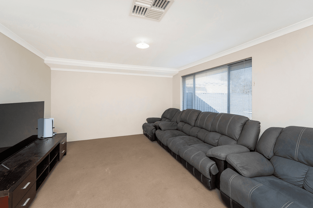 4 Saxon Lane, BALDIVIS, WA 6171
