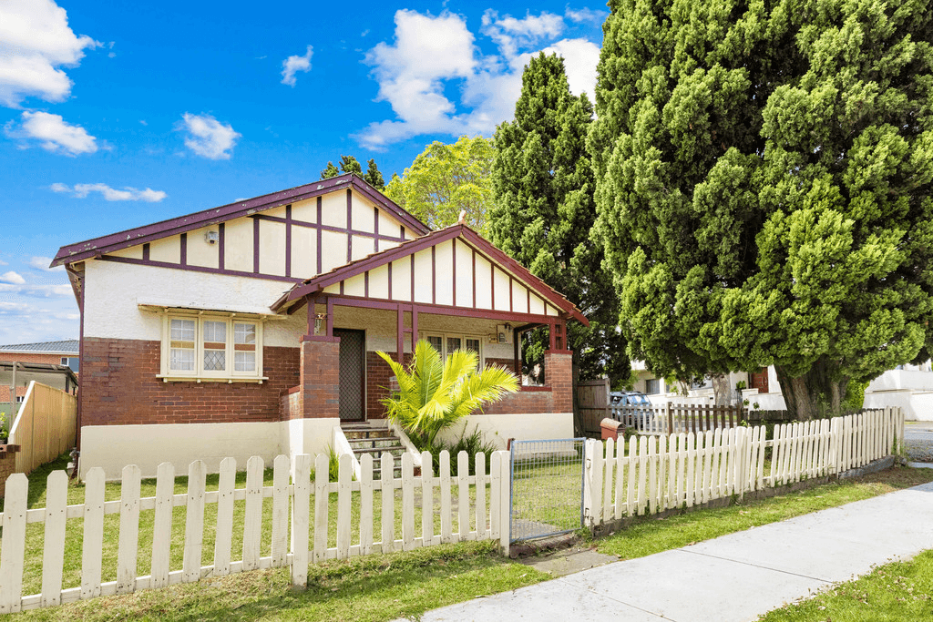 32 Violet Street, CROYDON PARK, NSW 2133