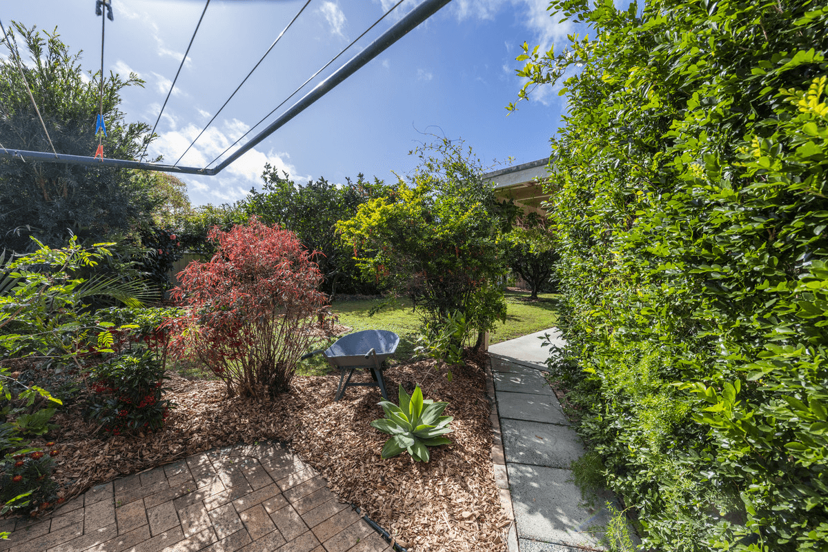 23 HERON Court, YAMBA, NSW 2464