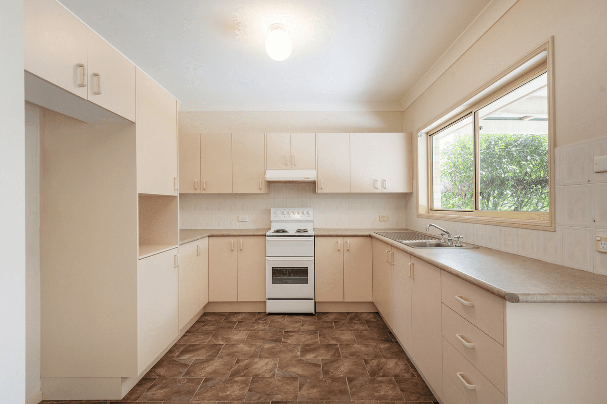 23 HERON Court, YAMBA, NSW 2464