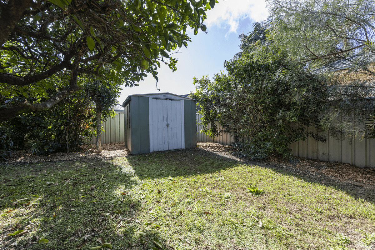 23 HERON Court, YAMBA, NSW 2464