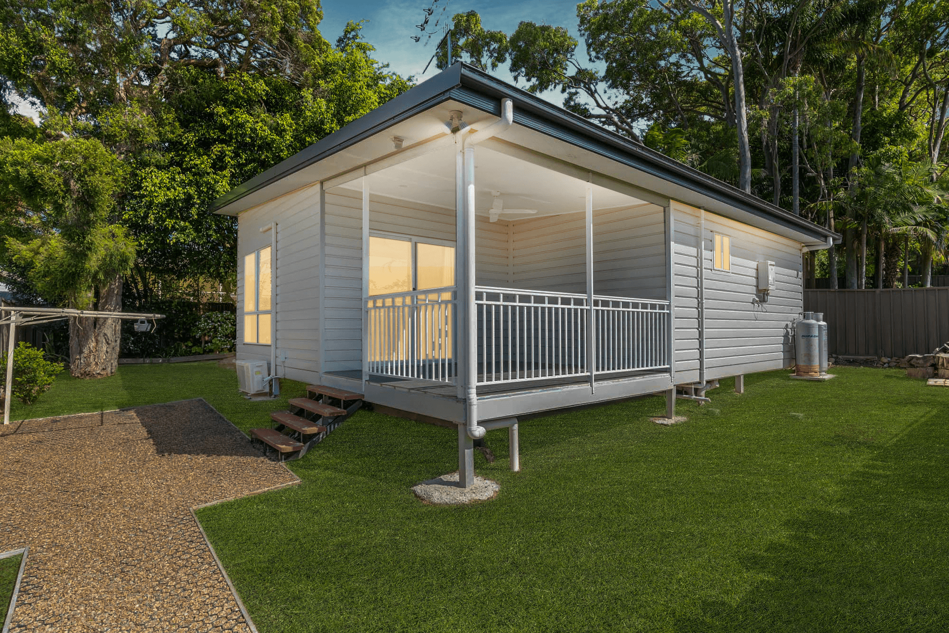 8 Jacqueline Avenue, Gorokan, NSW 2263