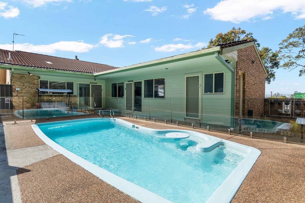 8 Jacqueline Avenue, Gorokan, NSW 2263