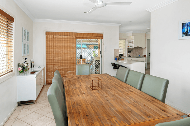 29 Nuthatch Street, Burleigh Waters, QLD 4220