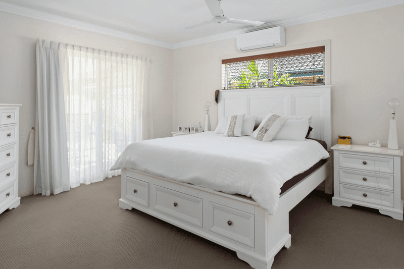 29 Nuthatch Street, Burleigh Waters, QLD 4220