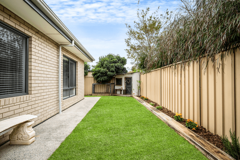 11 Burton Bank, Aldinga Beach, SA 5173