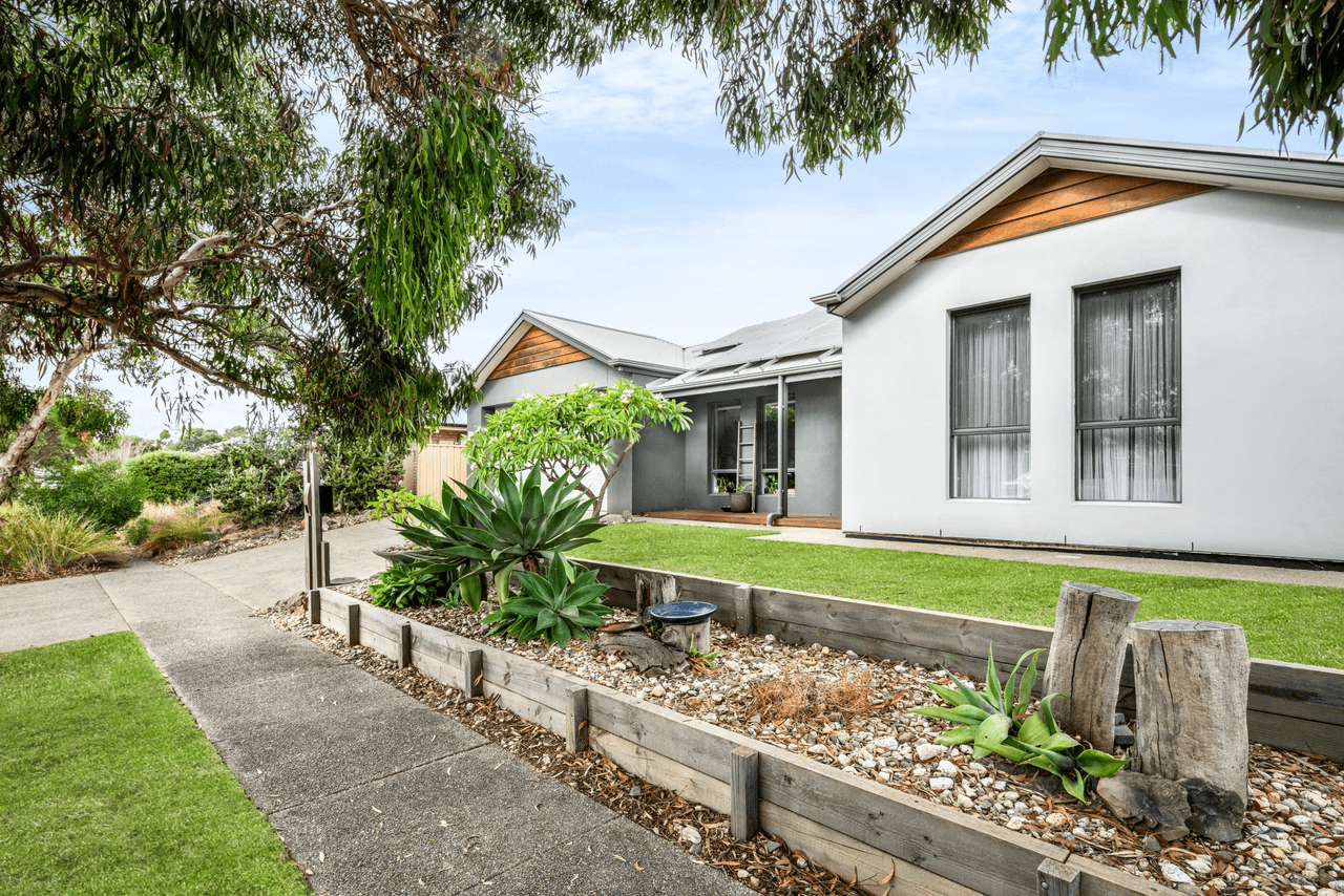 11 Burton Bank, Aldinga Beach, SA 5173