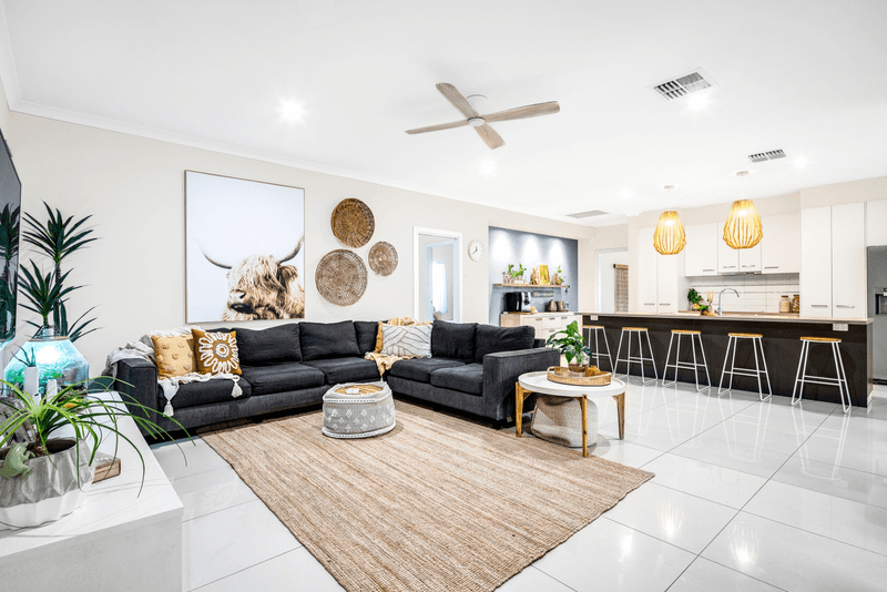 11 Burton Bank, Aldinga Beach, SA 5173