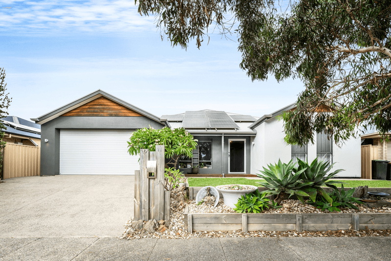 11 Burton Bank, Aldinga Beach, SA 5173